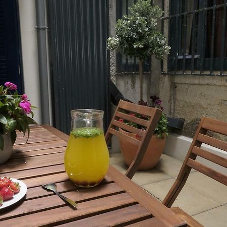 Oporto Wall Apartments Bagian luar foto