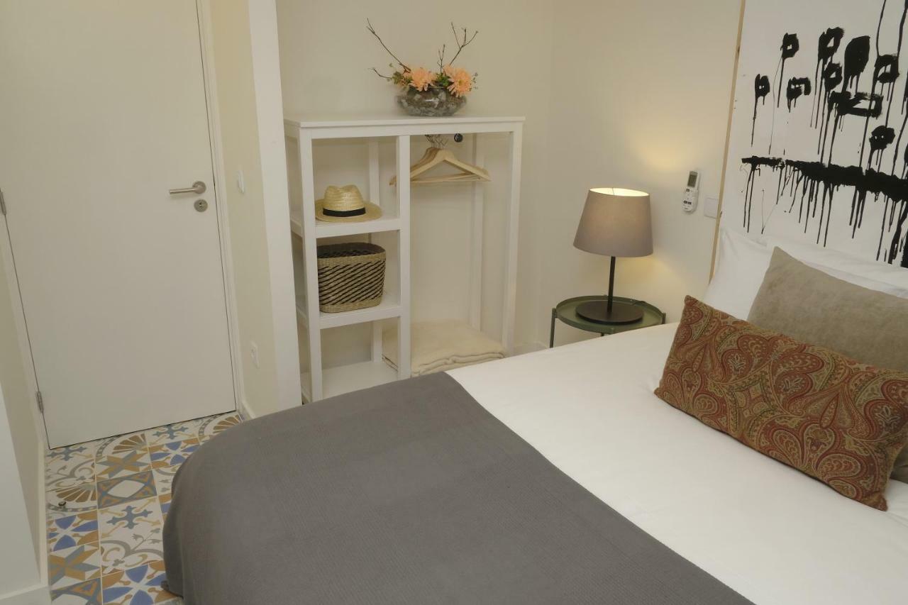 Oporto Wall Apartments Bagian luar foto