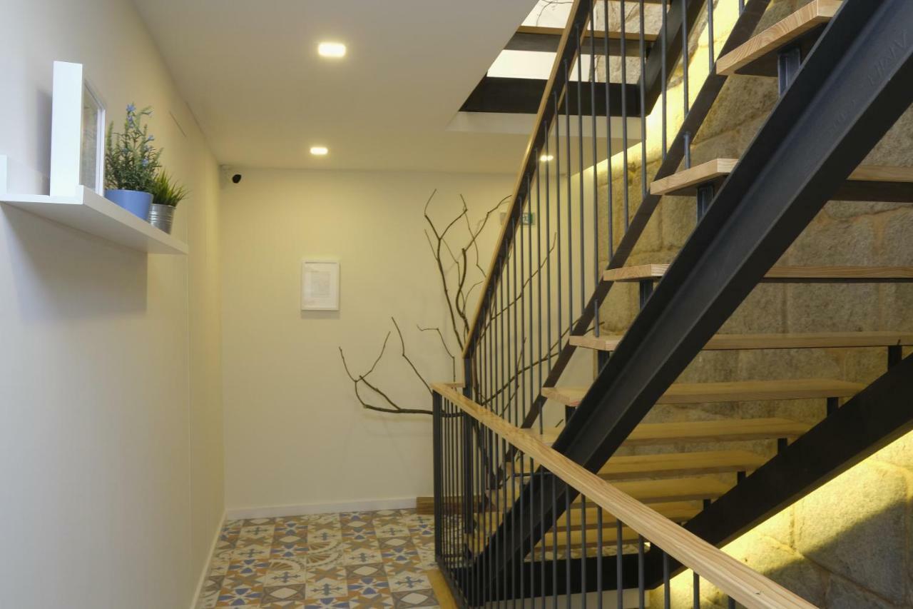 Oporto Wall Apartments Bagian luar foto