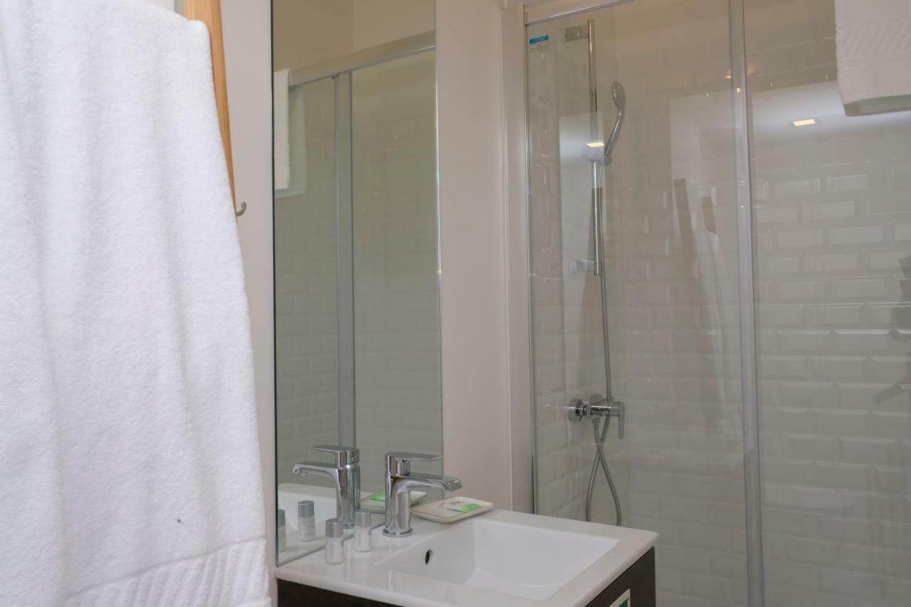 Oporto Wall Apartments Bagian luar foto
