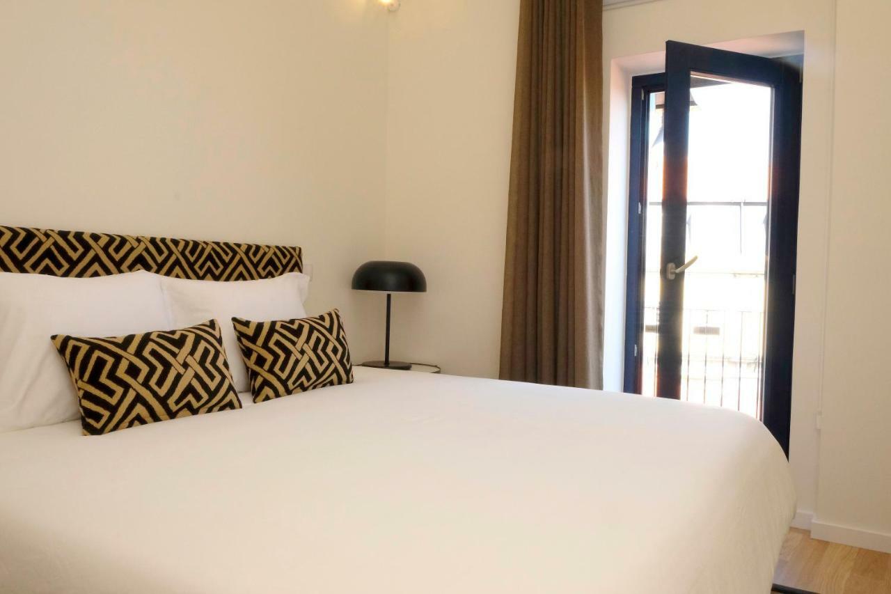 Oporto Wall Apartments Bagian luar foto